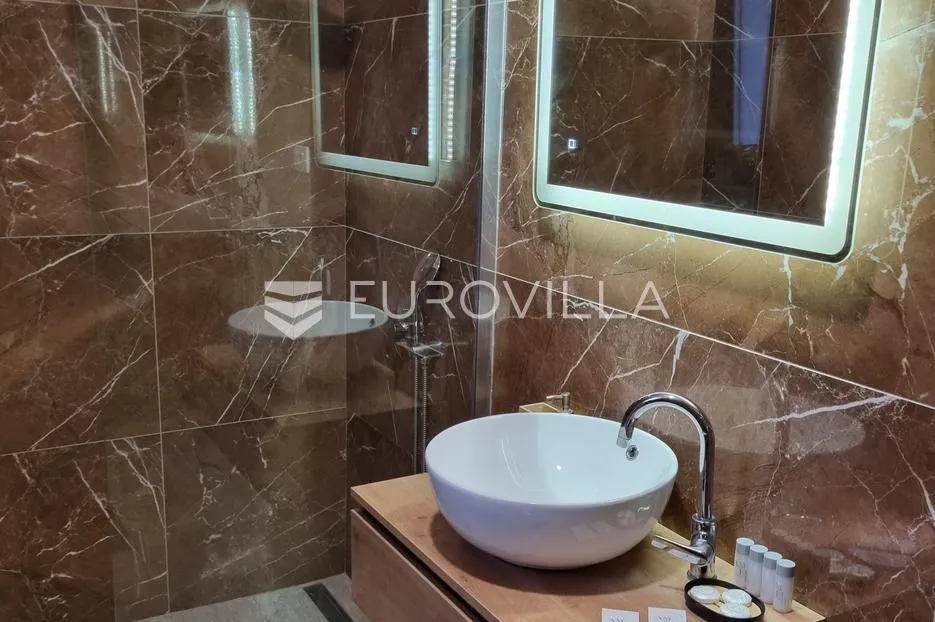istra, svetvinčenat, moderna vila nkp 160 m2 s bazenom okružena zelenilom u mirnom naselju - slika 5