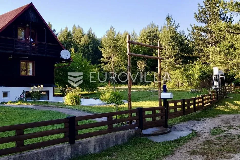 plitvička jezera, rudanovac, iimanje s tri objekta i bazenom u blizini nacionalnog parka - slika 16
