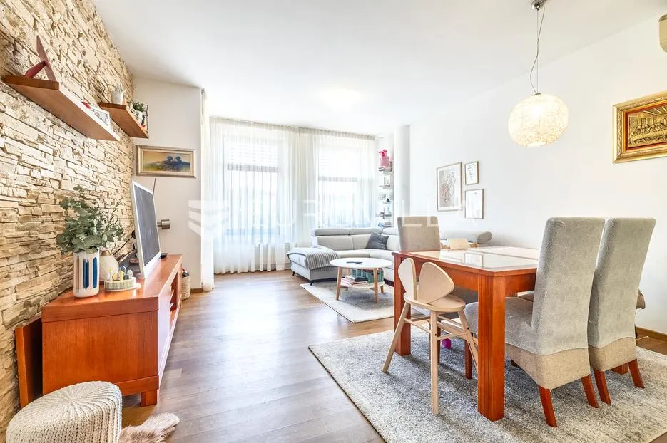 zagreb, maksimir, prekrasan trosoban stan, garažno parking mjesto, spremište, 77 m² - slika 3