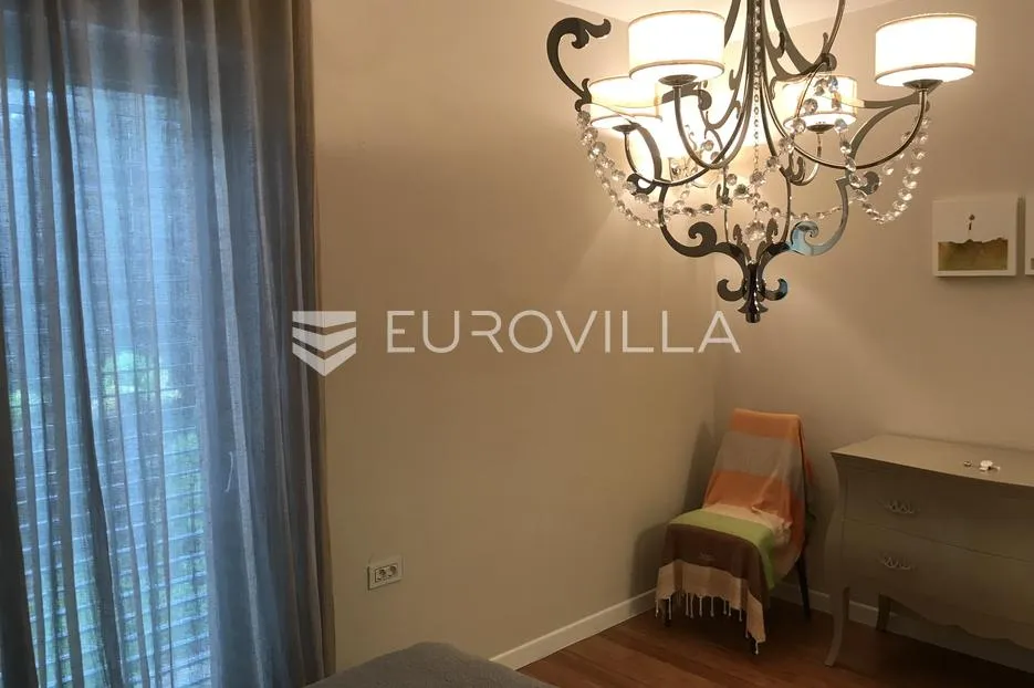 istra, rovinj, luksuzni penthouse nkp 186m2 na super lokaciji s dva garažna mjesta - slika 12