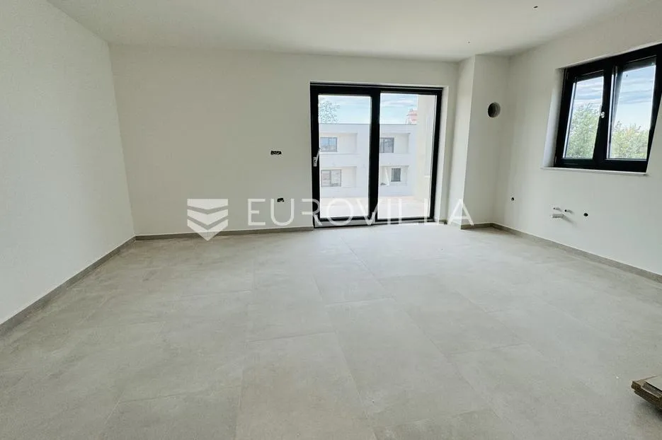 istra, umag, novogradnja, stan na prvom katu 64,54 m² - slika 4