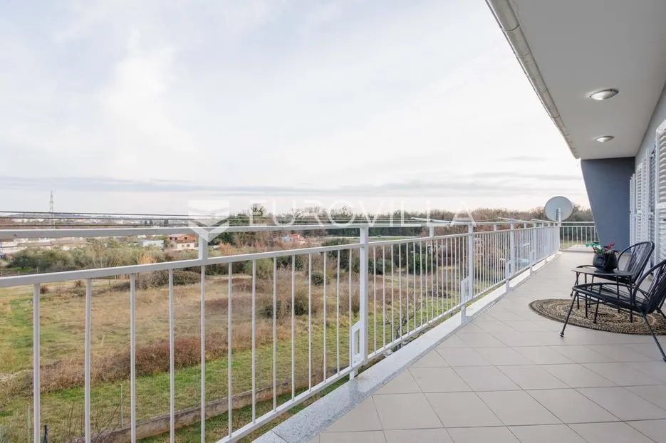 istra, pula, stan 3 spavaće sobe, vrt, parking, 165 m² - slika 19