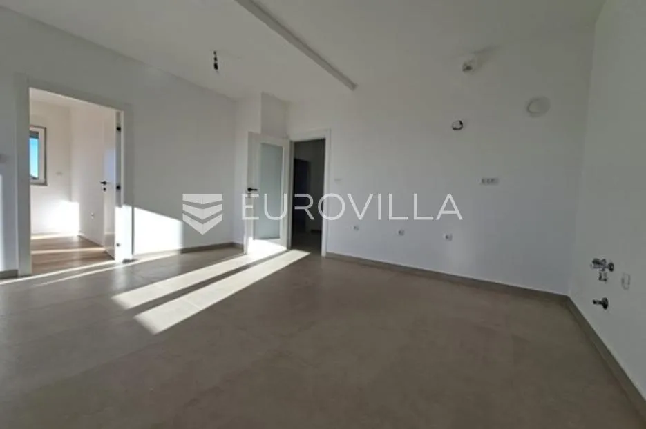 viškovo, stan u centru, kvalitetna novogradnja, 83,80 m² - slika 10
