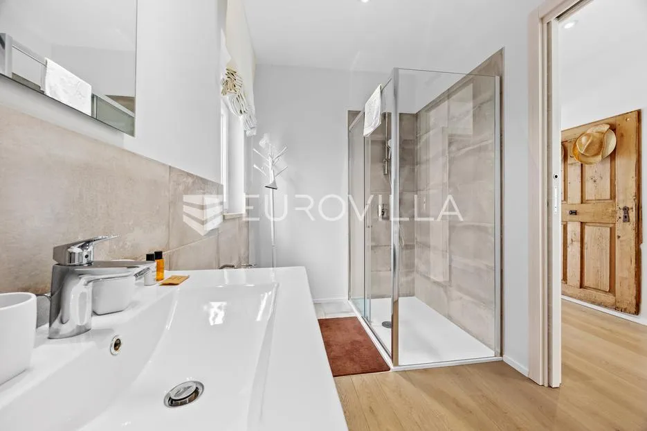 istra, volme, ekskluzivna vila s pogledom na more, 126,54 m², zajednički bazen - slika 17