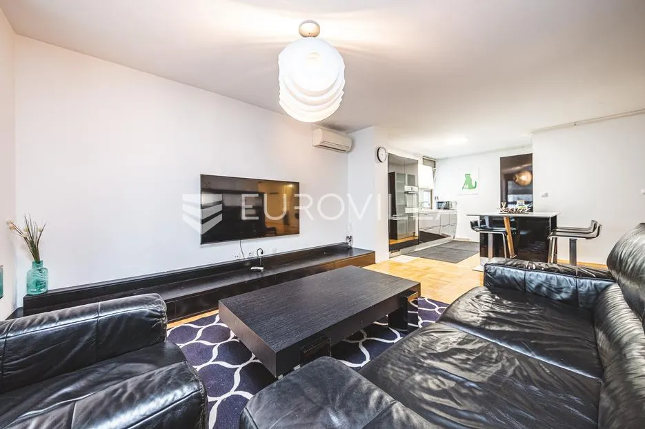 zagreb, centar, moderan dvosoban stan 79 m² garaža - slika 2