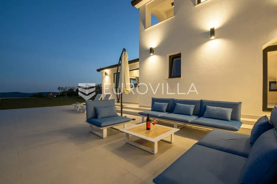 istra, vrh, villa s predivnim panoramskim pogledom - slika 37