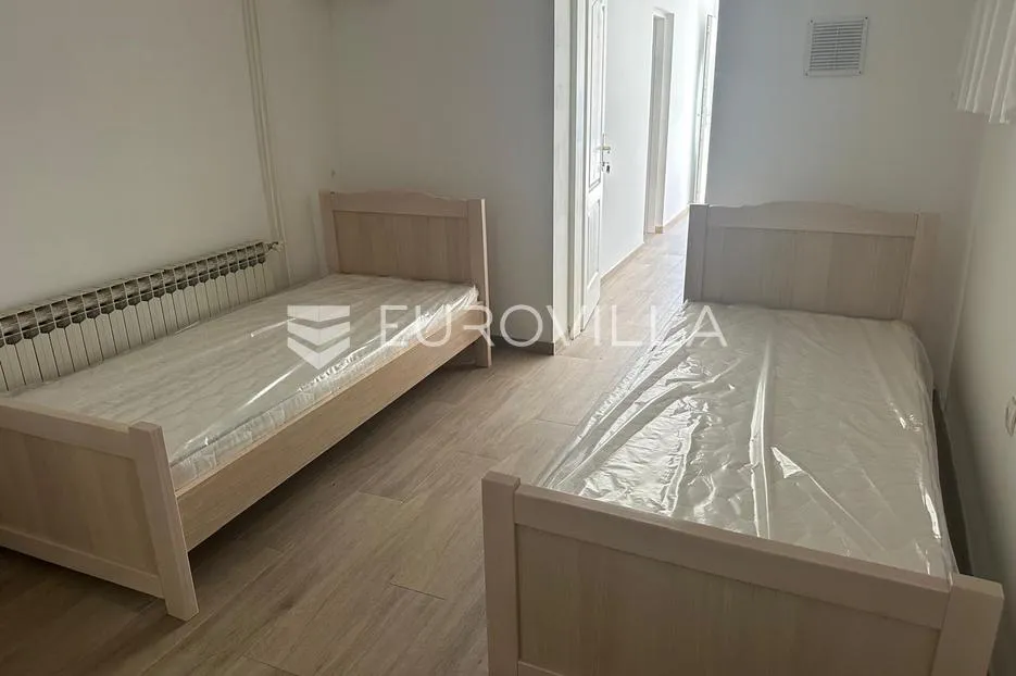 nova gradiška, poslovna zgrada s ugostiteljskim prostorom i smještajnim jedinicama - slika 9