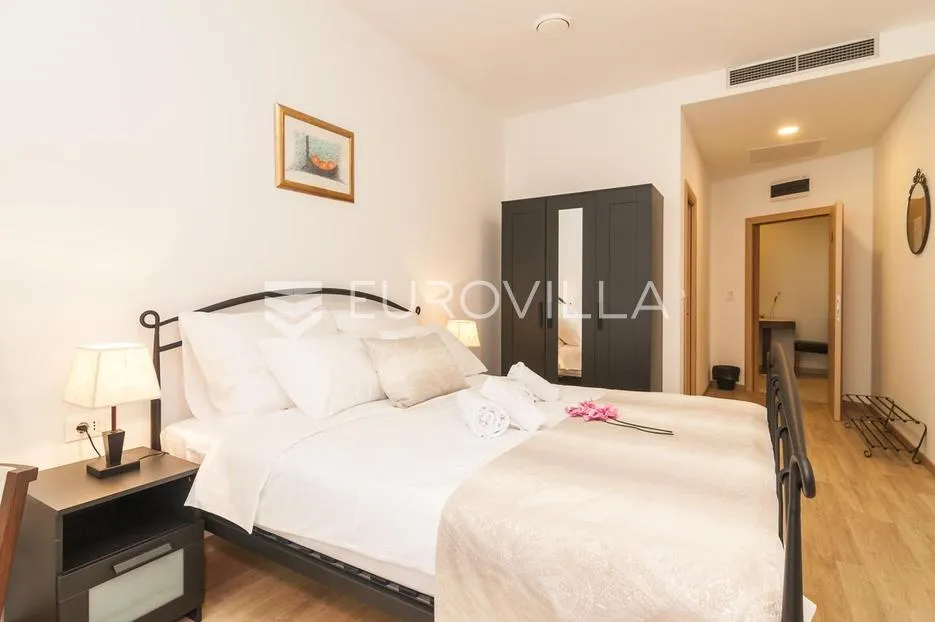 split, gripe, poslovni prostor 175 m²,na odličnoj lokaciji, idealno za ugostiteljstvo - slika 2