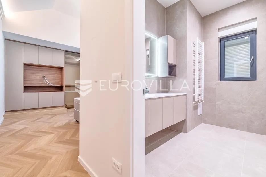 zagreb, bogovićeva, luksuzan četverosoban penthouse 150 m² - slika 11
