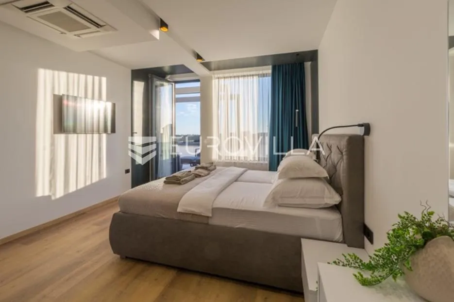 medulin, besprijekornog luksuzna vila 400 m² s bazenom, 300 m od plaže - slika 41