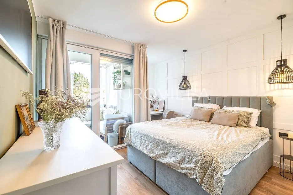 zagreb, jarun, luksuzno uređen trosoban stan 62 m² - slika 4