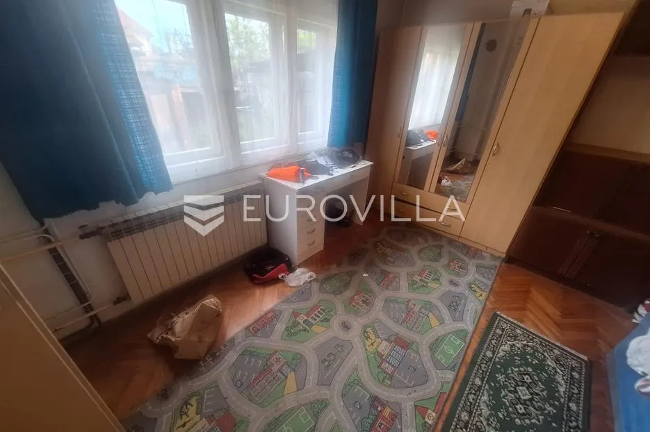 karlovac, dubovac, kuća 115 m², odlična lokacija - slika 4