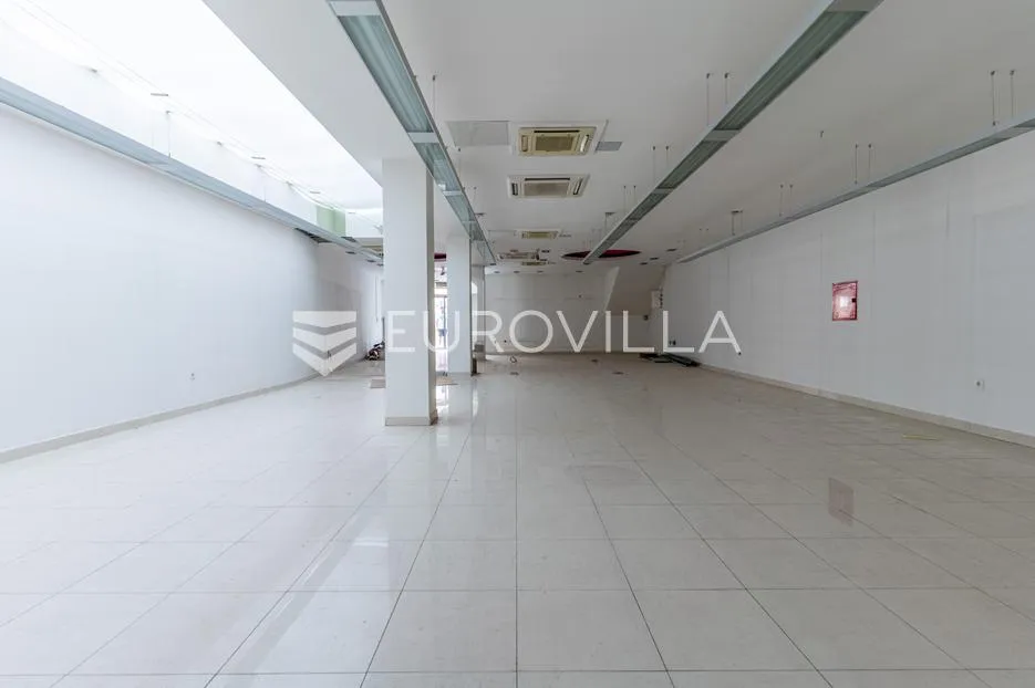požega, mesnička, atraktivan poslovni lokal 210 m² - slika 3