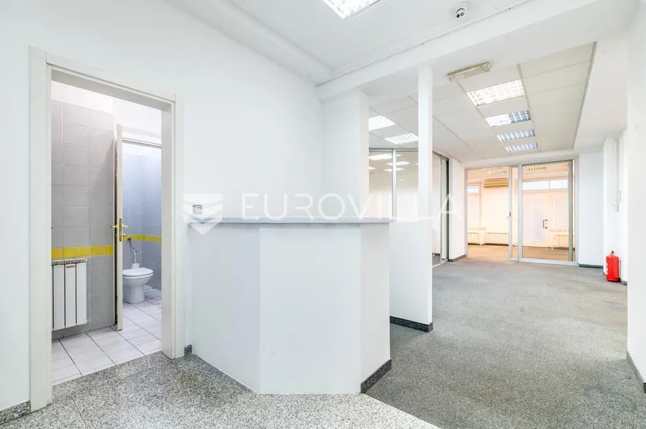 zagreb, trešnjevka sjever, poslovni prostor / ulični lokal 150 m² u prizemlju stambene zgrade - slika 6