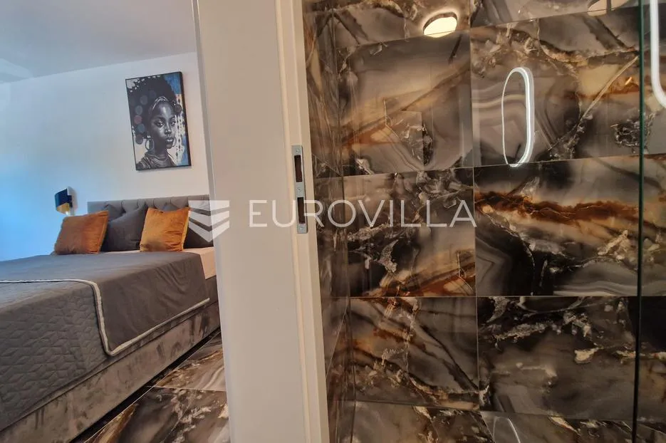 vir, moderan apartman s dvije spavaće sobe, terasom, vrtom i 2 parkirna mjesta, centar - slika 8