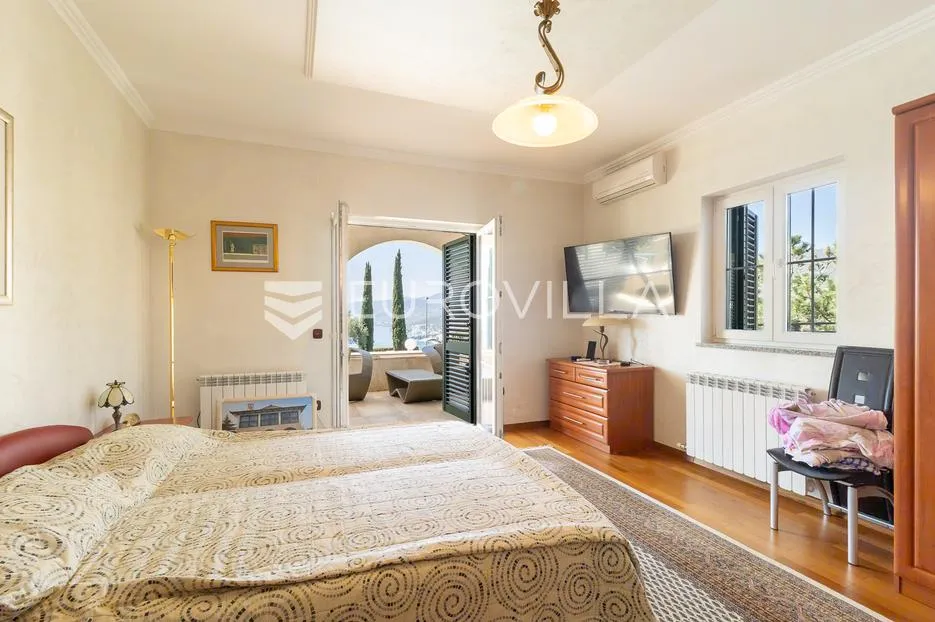 kastav, luksuzna vila s bazenom i panoramskim pogledom na kvarnerski zaljev - slika 22