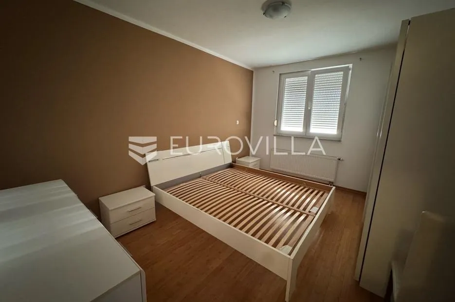 rijeka, škurinje, iznajmljuje se trosoban stan 75 m², terasa, pogled na more, garaža - slika 3