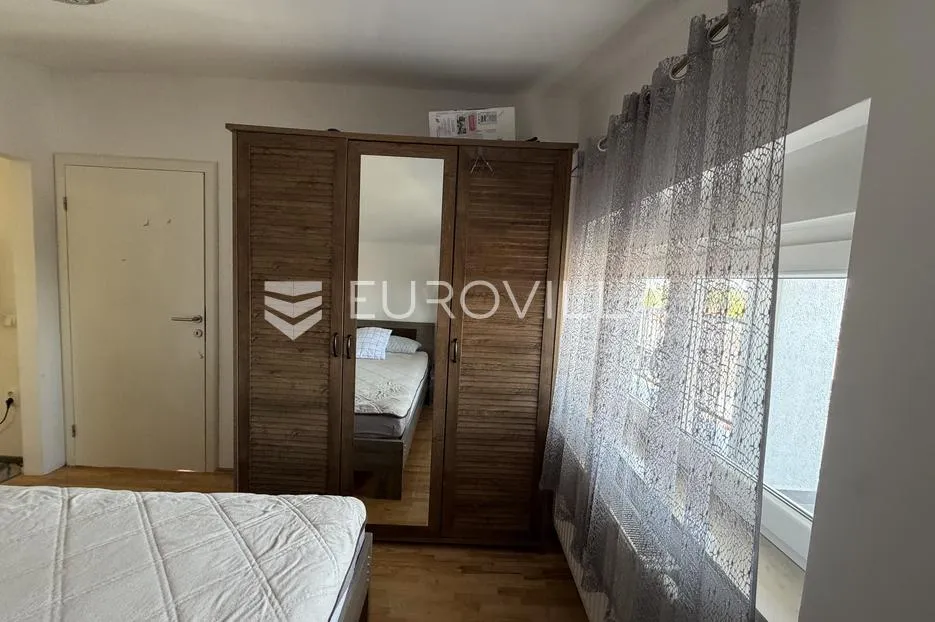 đakovo, centar, prostran trosoban stan od 112 m² u zgradi s liftom - slika 15