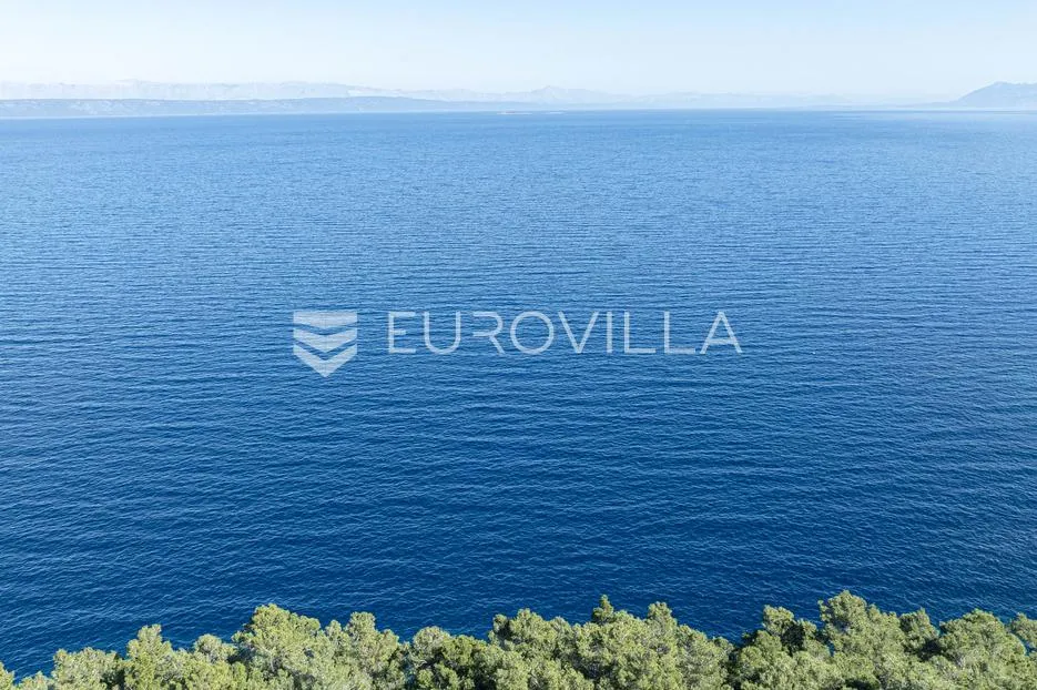 Korčula, Vela Luka, poljoprivredno zemljište uz more