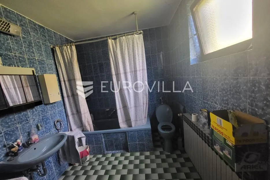 lobor, stari golubovec, kuća 200 m² na zemljištu od 1300 m² - slika 3
