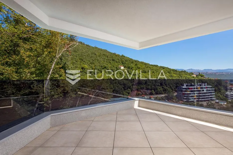 opatija, centar, atraktivan višesoban stan u novogradnji s 4 parkirna mjesta nkp 254 m2 - slika 13