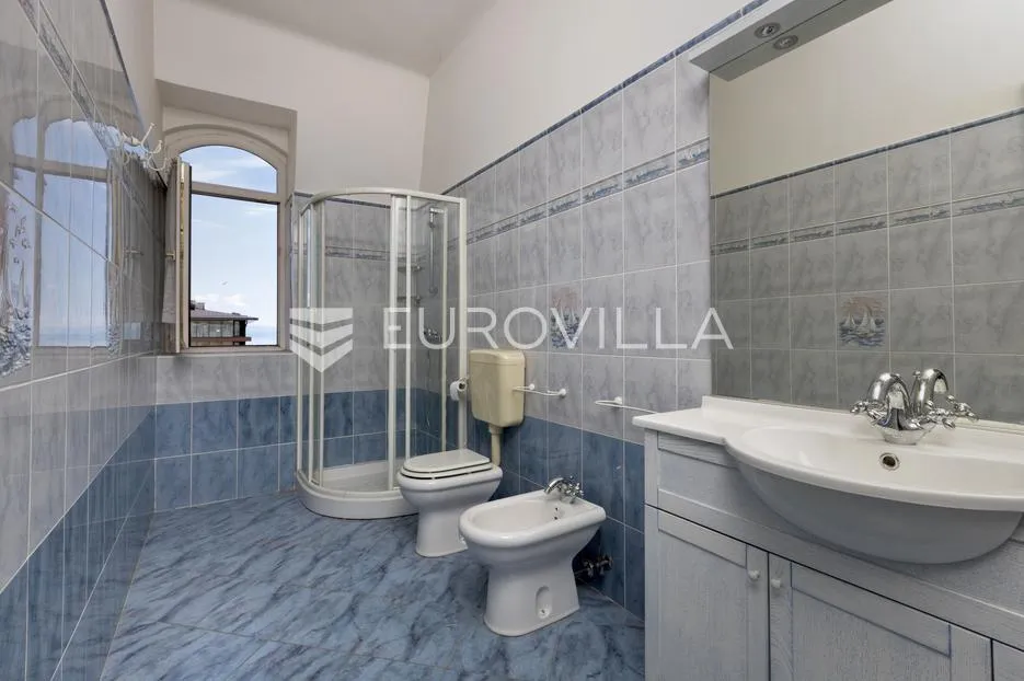 opatija, centar, luksuzan penthouse 220 m² s krovnom terasom i dva parkirna mjesta - slika 16