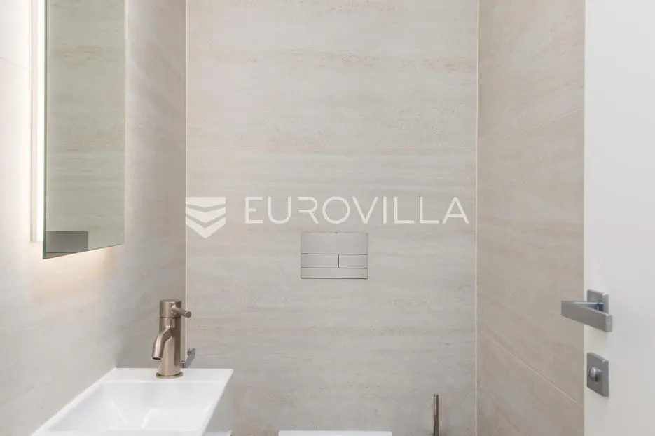 opatija, centar, dvosoban stan u novogradnji nkp 102 m2 - slika 17
