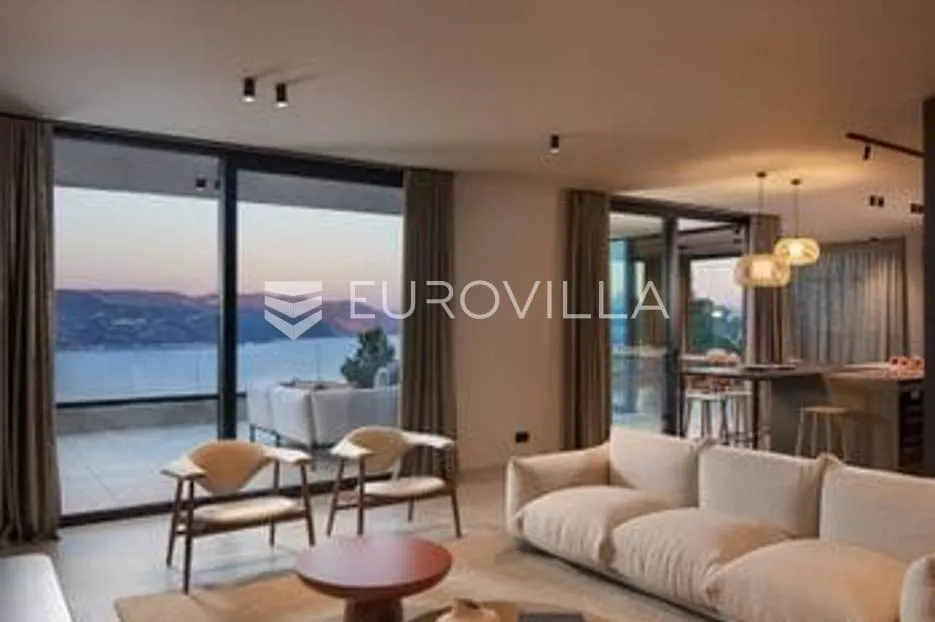 brseč, luksuzna vila od 280 m² s bazenom i panoramskim pogledom na more - slika 8