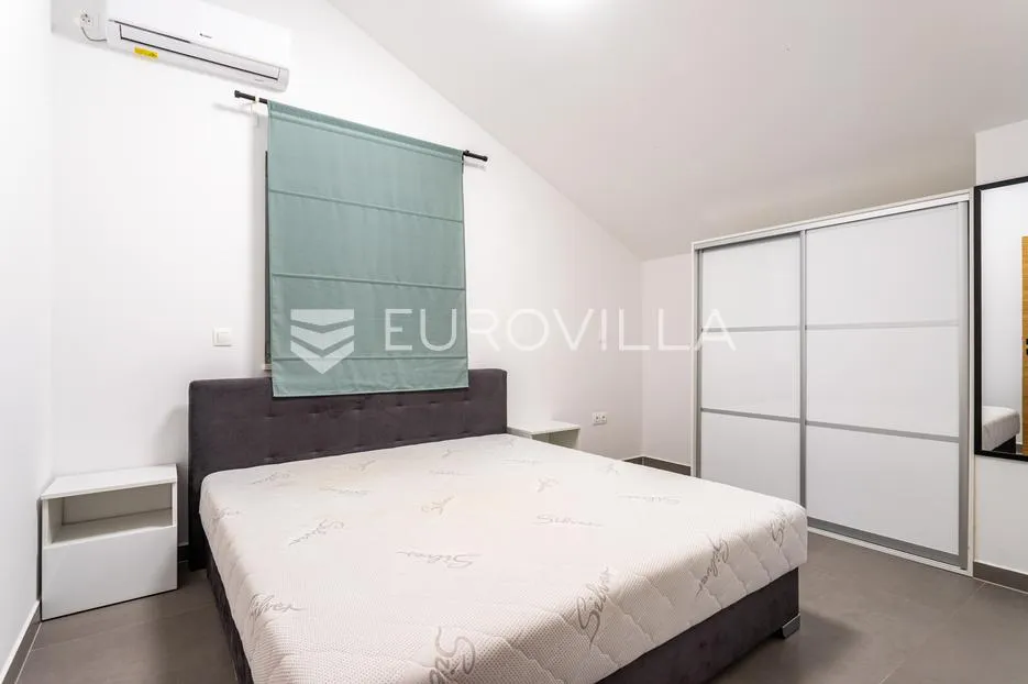 milna, uvala osibova, kuća s bazenom i pogledom na more ukupne površine 318 m² - slika 6