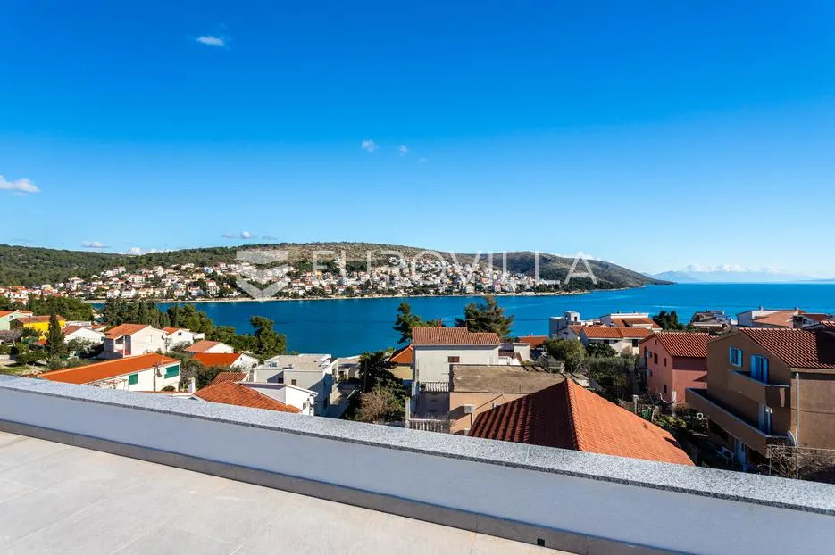 čiovo, okrug gornji, trosoban penthouse s prostranim terasama i pogledom na more, 88.57 m² - slika 14