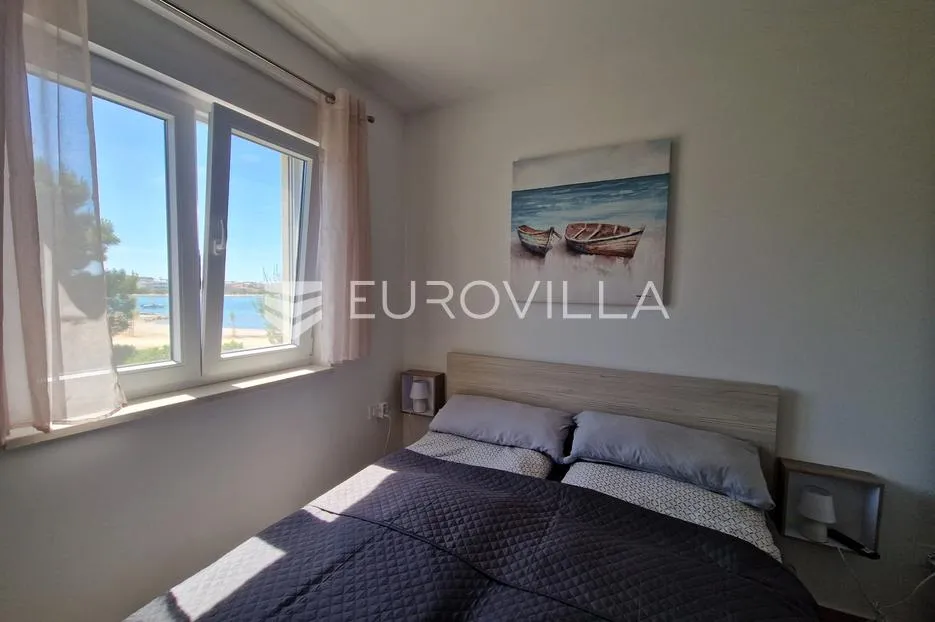vir, dvoetažni apartman 40 m od mora, krovna terasa s panoramskim pogledom na more - slika 48