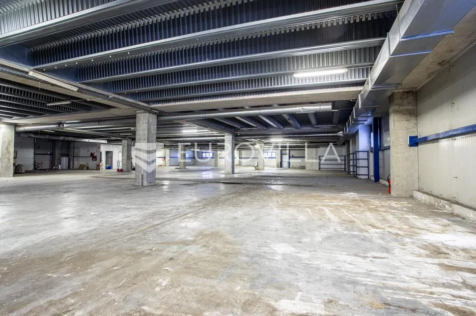 dugopolje, gospodarska zona, distribucijsko skladišni objekt ukupne površine 4.100 m² - slika 5