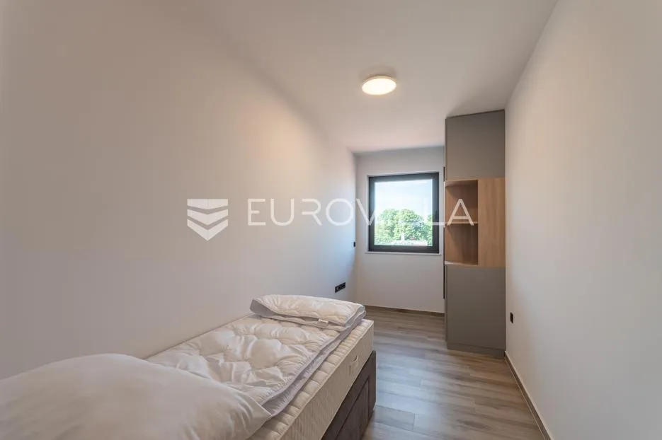 varaždin, centar, luksuzno namješten penthouse s parkingom novogradnja - slika 7