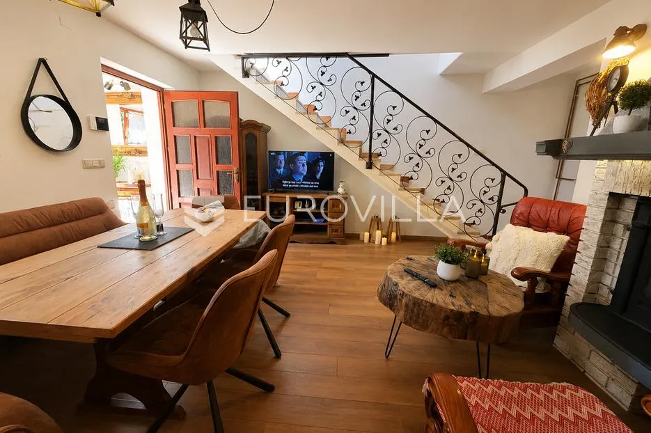 gorski kotar, stari laz, uređena goranska kuća s 7.021 m² - slika 3