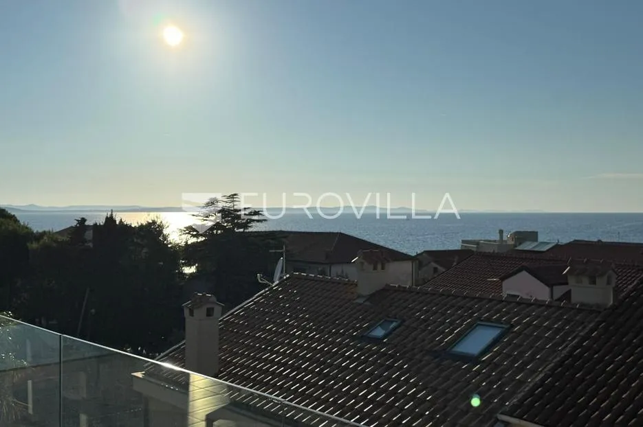 zadar, diklo, dvosoban stan s vrtom, jacuzzijem i krovnom terasom - slika 29