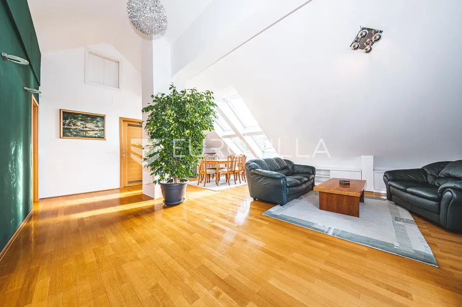 Zagreb, Šalata, prekrasan trosoban stan NKP 90 m2