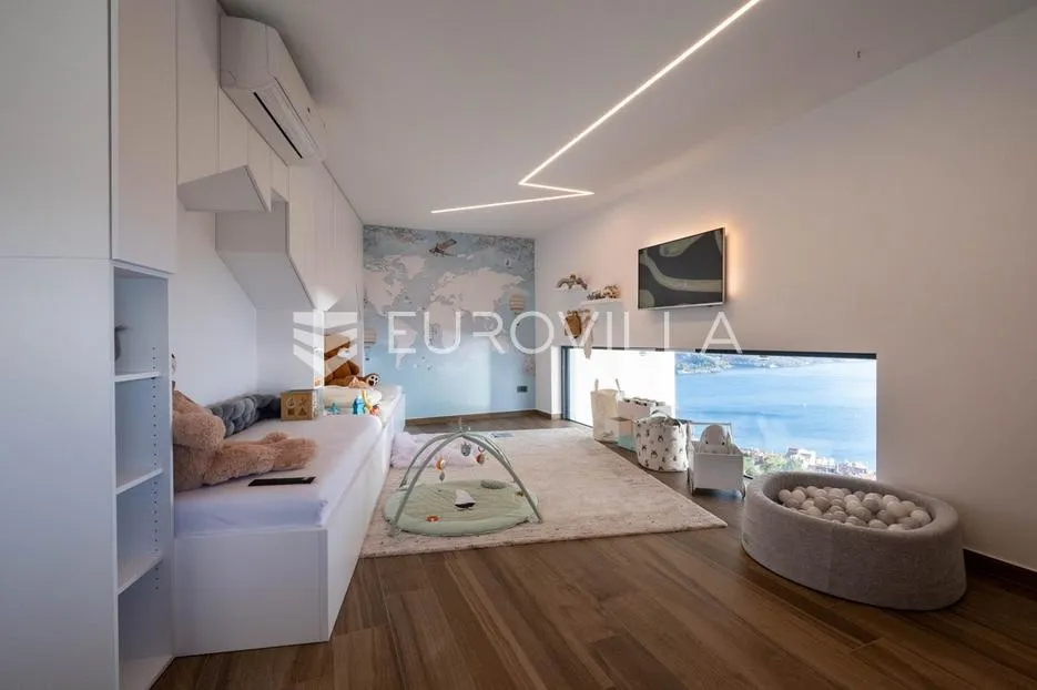 opatija, prekrasan penthause 228 m² s besprijekornim pogledom - slika 39