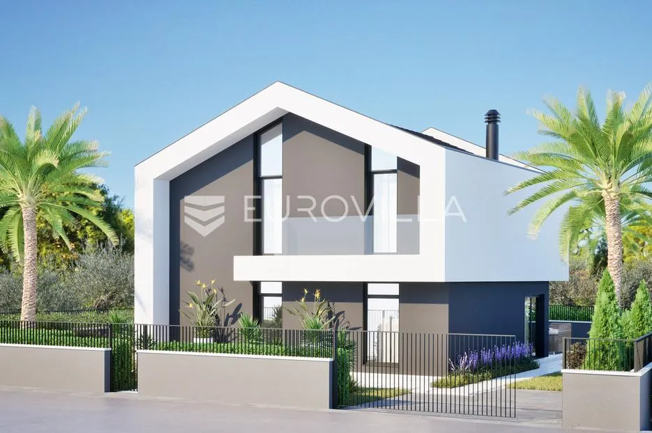 Istra, Funtana, građevinsko zemljište 422 m² s glavnim projektom za obiteljsku kuću 174 m²