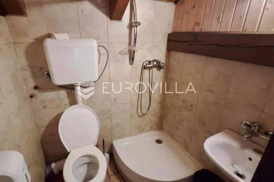 karlovac, poslovni prostor, restoran 300 m², odlična lokacija, sav inventar - slika 17