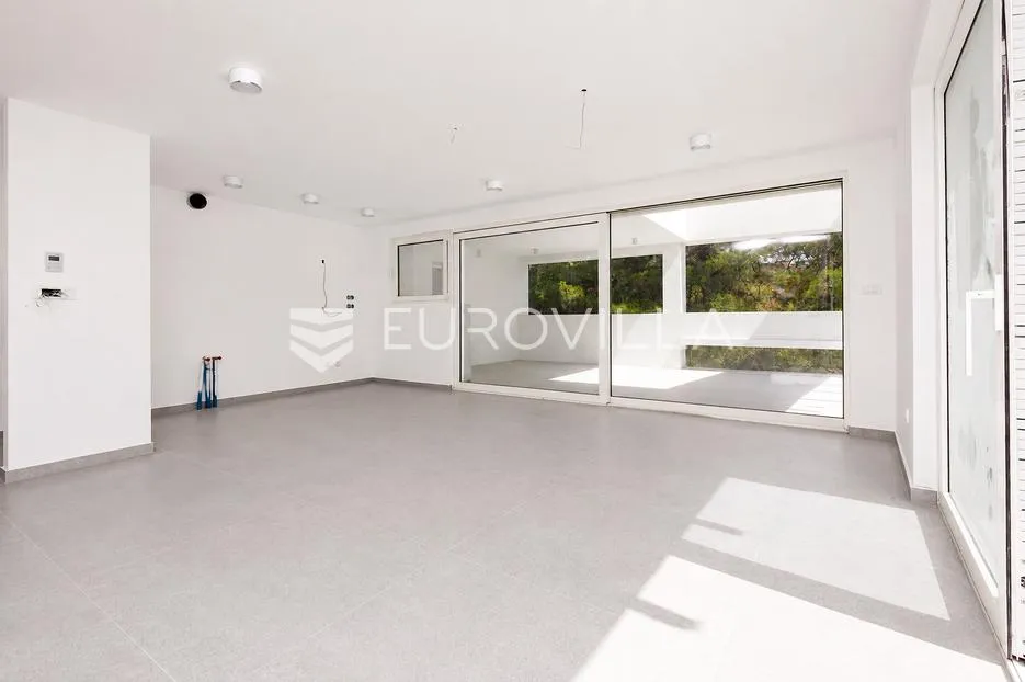 opatija privé, ekskluzivan četverosoban stan 139 m², bazen, teretana - slika 8