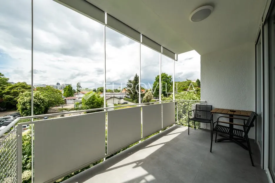 zagreb, miramarska, novouređen dvoipo soban stan površine 60 m² - slika 12