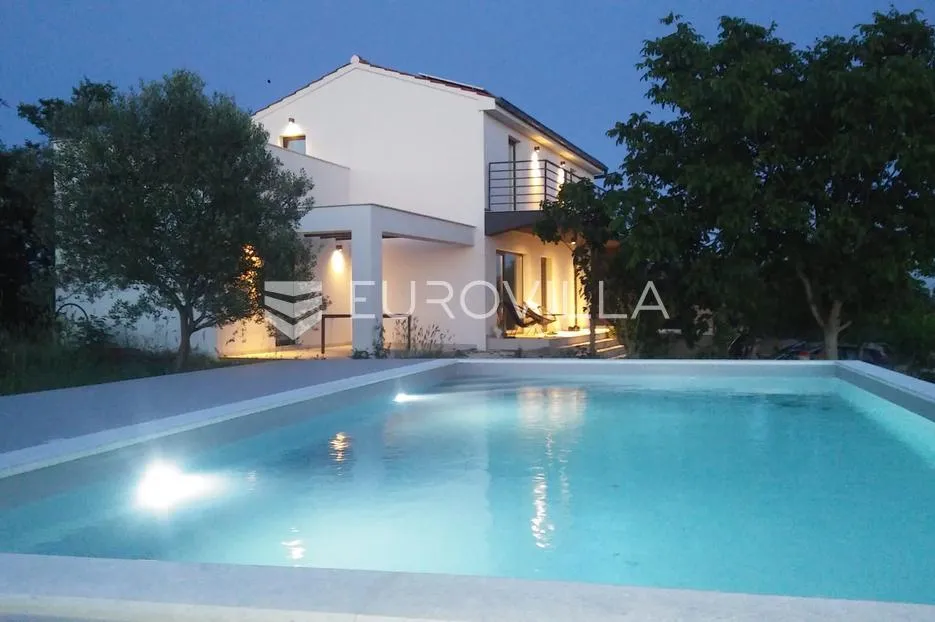 zadar, crno, moderna vila na predivnoj privatnoj lokaciji - slika 4