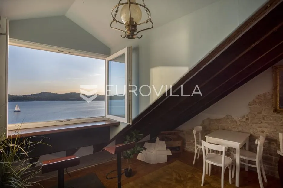 šibenik, stara gradska jezgra, povijesna palača iz 12. stoljeća - slika 10