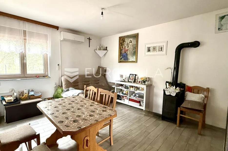 medulin, kuća sa tri apartmana i pogledom na more - slika 28
