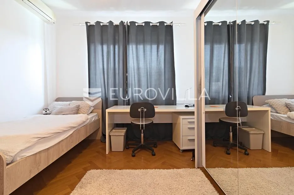 osijek, donji grad, prodaje se prostrana rustikalna vila površine 403 m² - slika 17