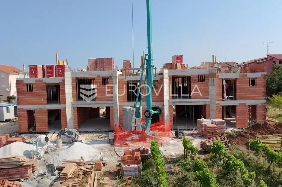 istra, poreč - rustikalna kuća u nizu u blizini centra - slika 3