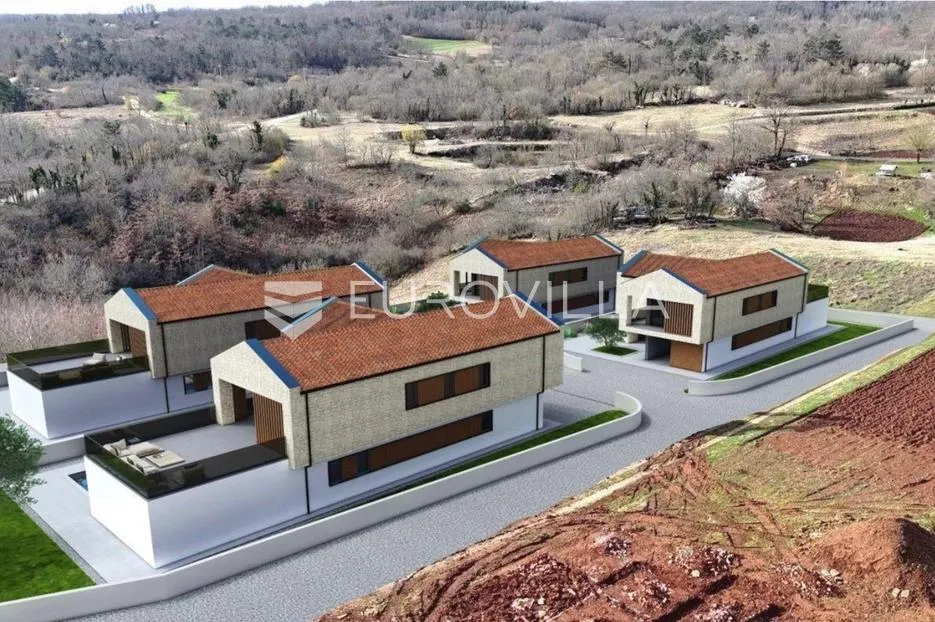 istra, pazin - prostrano zemljište 10.700m2 s građevinskim dozvolama za izgradnju četiri vile - slika 5