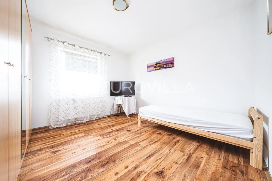 samobor okolica, donji desinec, moderna kuća 280 m2 na atraktivnoj lokaciji - slika 15