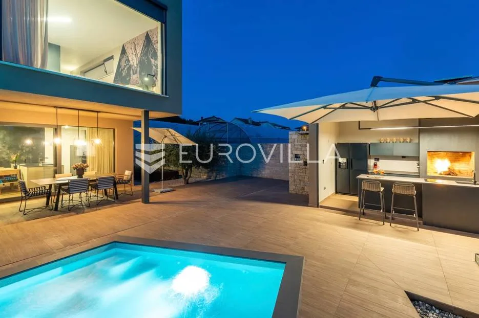 istra, umag, prekrasna vila s bazenom, 156 m² - slika 46