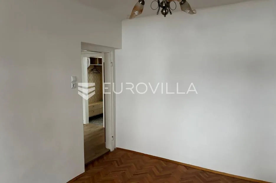 karlovac, švarča, stan 52 m², na odličnoj lokaciji - slika 10